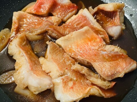 フライパンで♩¨̮赤魚の煮付け